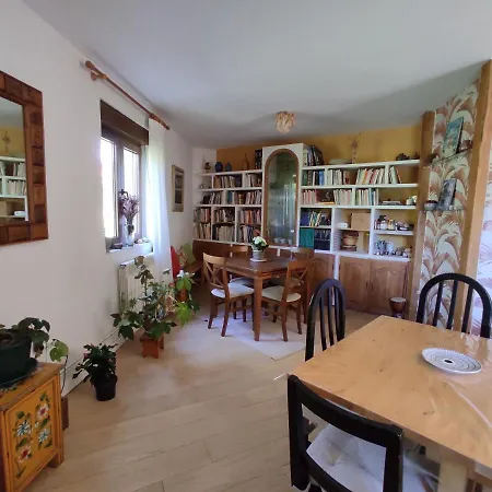 Country house Centro Jardin Mandala Valberzoso